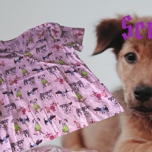 🐶Dog Scrub top💕